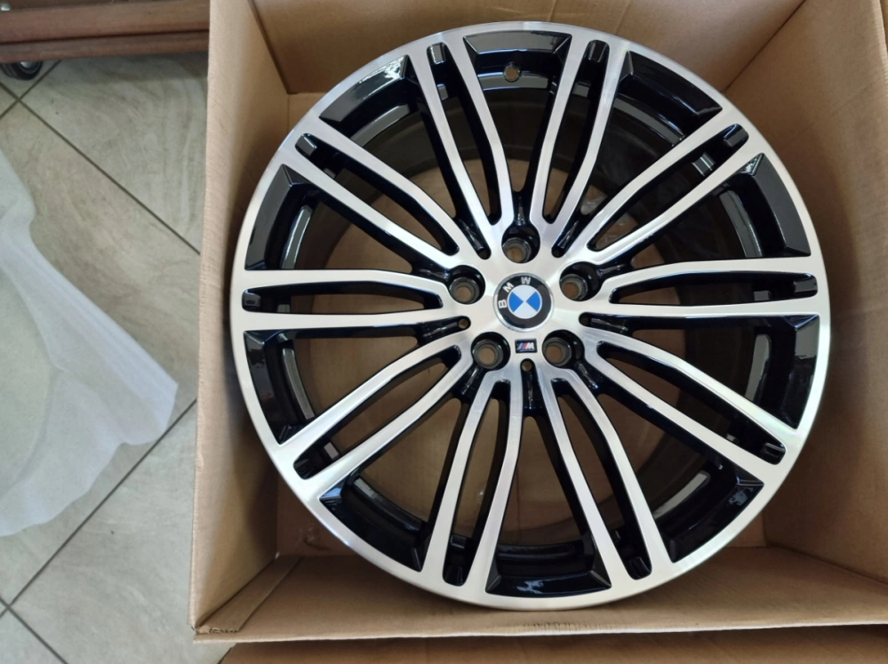 NOVÁ ALU KOLA BMW G30 G32 G11 19"