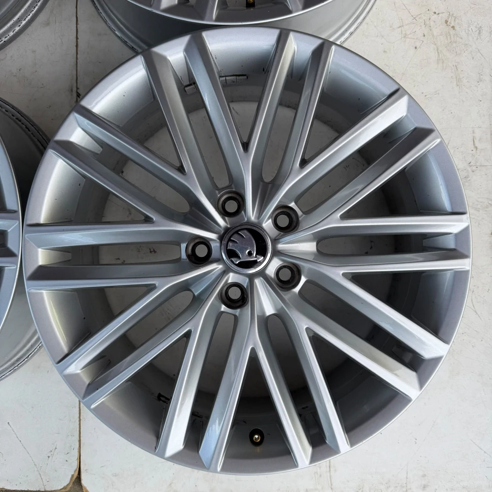 ALU KOLA ŠKODA KAROQ KODIAQ 18"
