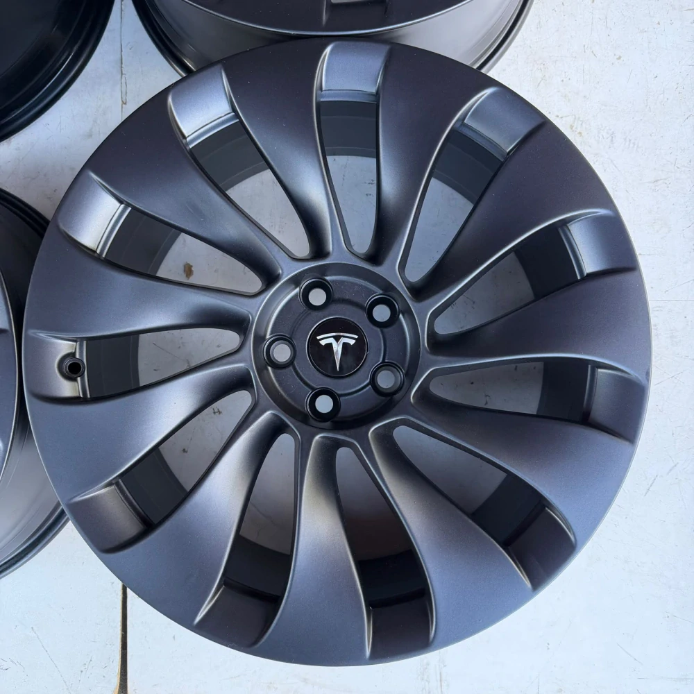 NOVÁ ALU KOLA TESLA 3 20"