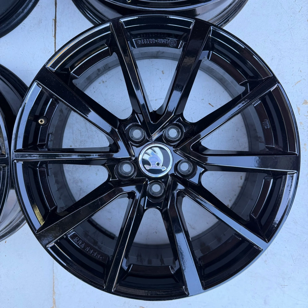 ALU KOLA ŠKODA OCTAVIA SUPERB KAROQ 17"