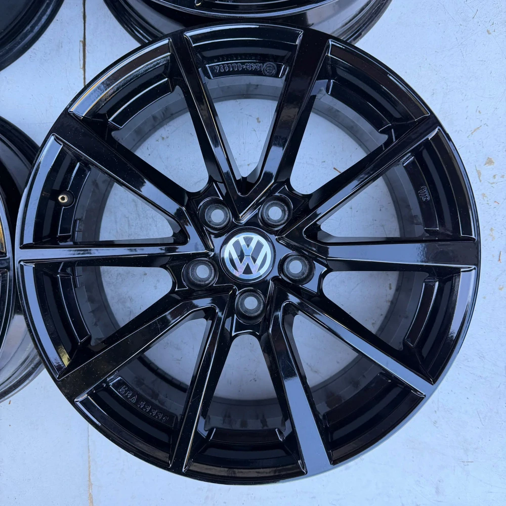 ALU KOLA VW TIGUAN TAYRON GOLF PASSAT 17"