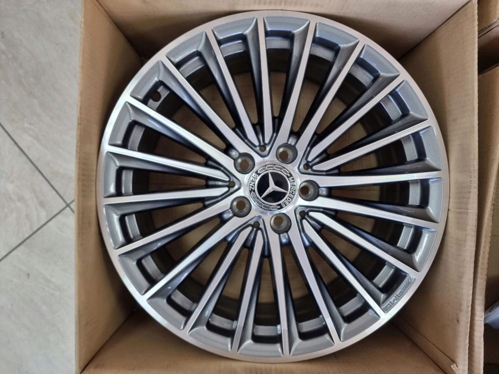 Mercedes A W177 B W247 CLA W118 A1774014200 19"