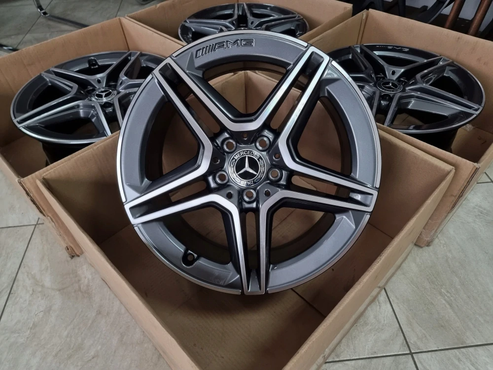 MERCEDES E W213 W212 C W205 W204 18" AMG
