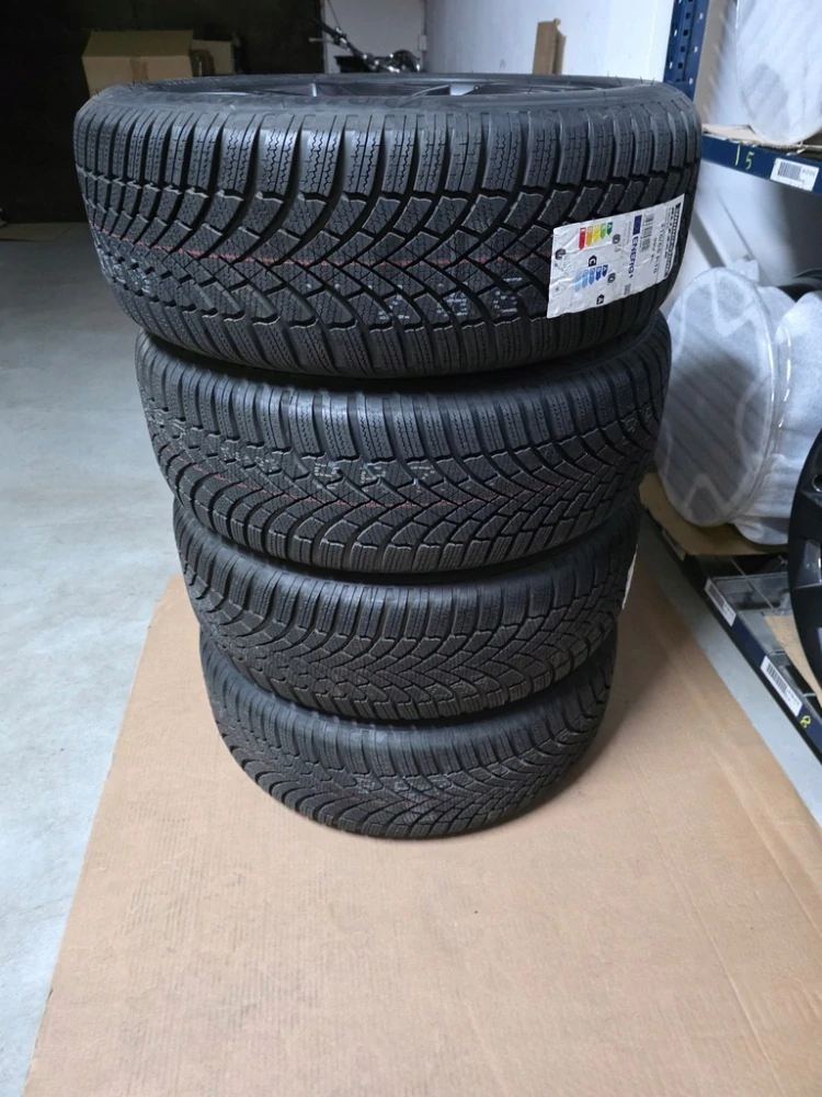 Cupra Born Volkswagen ID.3 Bridgestone 2023 18"
