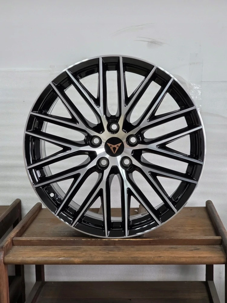 SEAT Leon Cupra Mk3 Cupra Leon 2020-2026 5F0071490A 19"