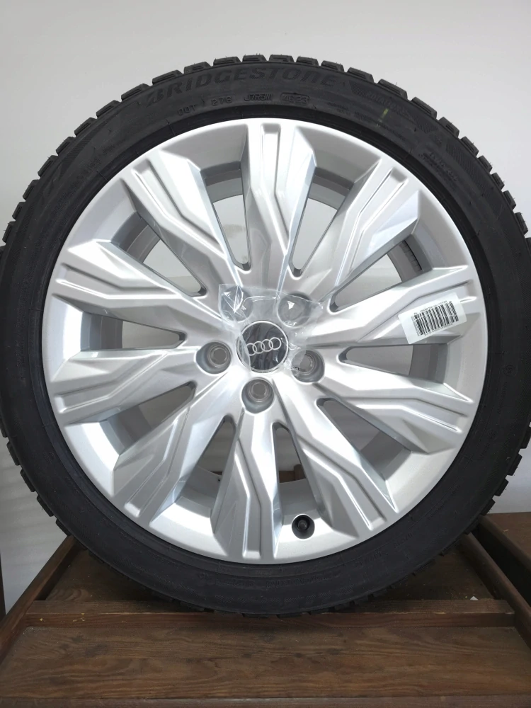 AUDI A4 S4 8W B9 18" Bridgestone 2022 ROK