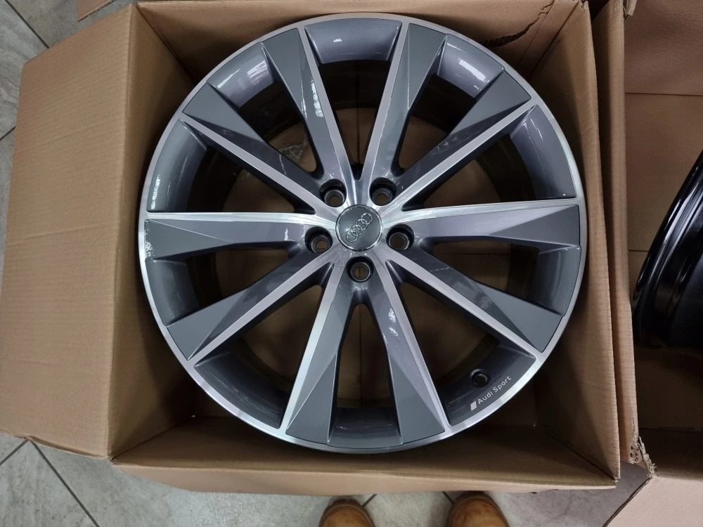 Audi A4 B9 Q5 A8 D4 20"