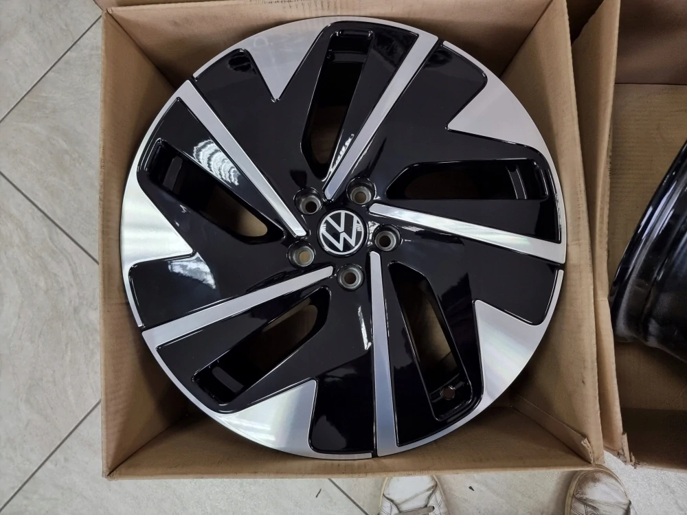 VW VOLKSWAGEN ID.7 BIKOLOR 19"