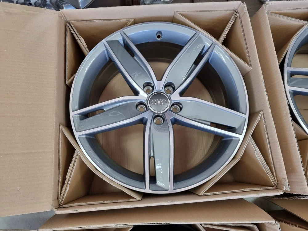Audi A3 S3 RS3 8V 19" 8V0 601 025 AS