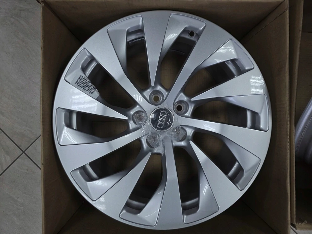Audi A7 Q7 A4 B8 Allroad 4K8601025A 18"