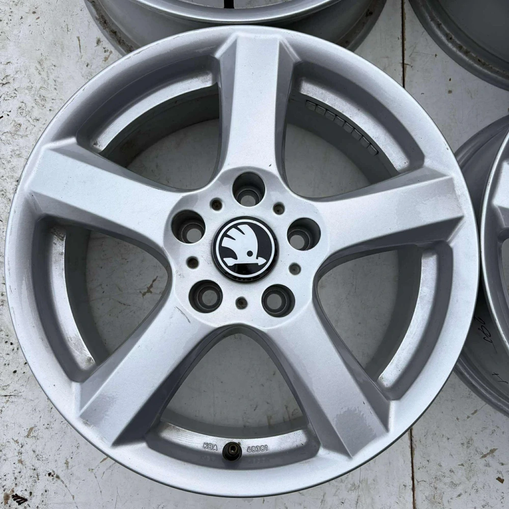 ALU KOLA ŠKODA OCTAVIA SUPERB YETI 16" DPH