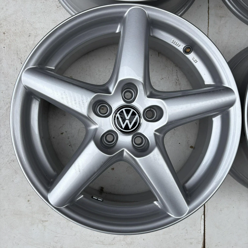 NOVÁ ALU KOLA VW PASSAT GOLF T-ROC TIGUAN 17"