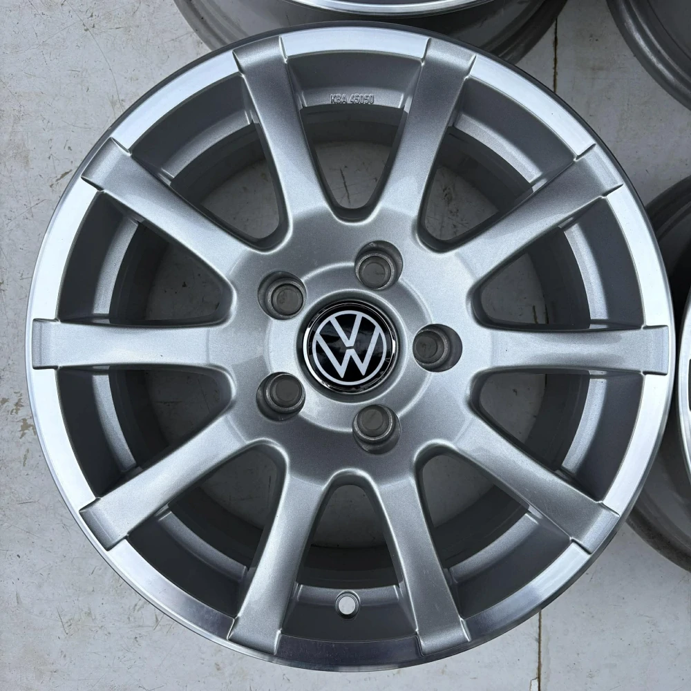 ALU KOLA VW GOLF 15" NOVÉ DPH
