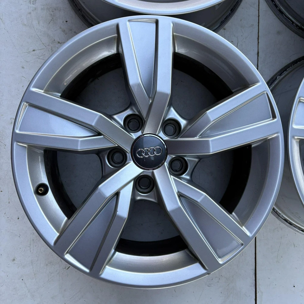 ALU KOLA AUDI A3 A4 16" DPH