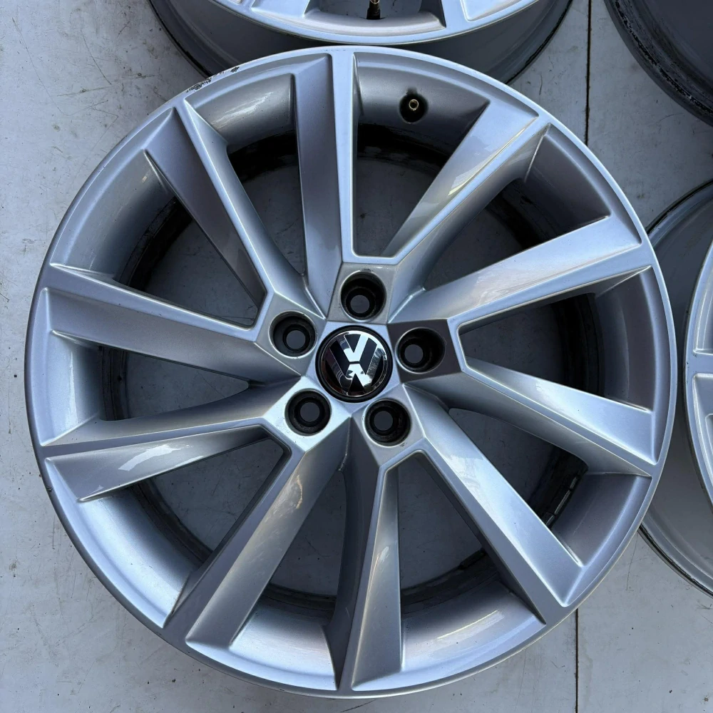 VW T-CROSS 17" DPH