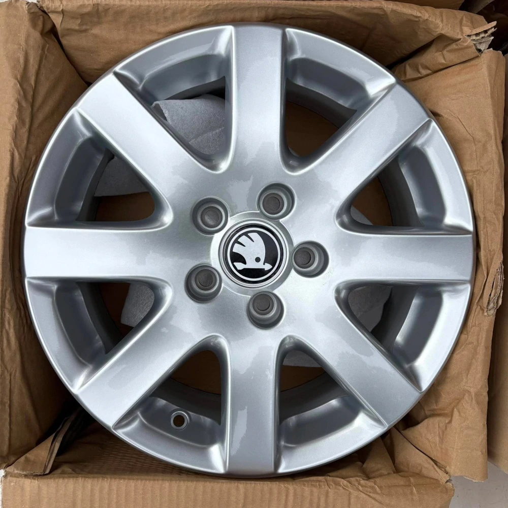 NOVÁ ALU KOLA ŠKODA OCTAVIA SUPERB YETI KAROQ 16"