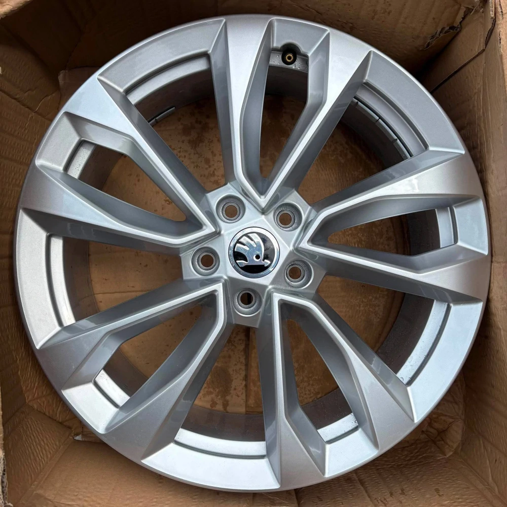 NOVÁ ORIGINÁLNÍ ALU KOLA ŠKODA KODIAQ 19" DPH