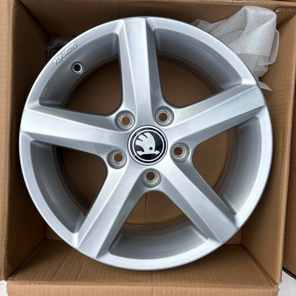 NOVÁ ALU KOLA ŠKODA OCTAVIA 15"