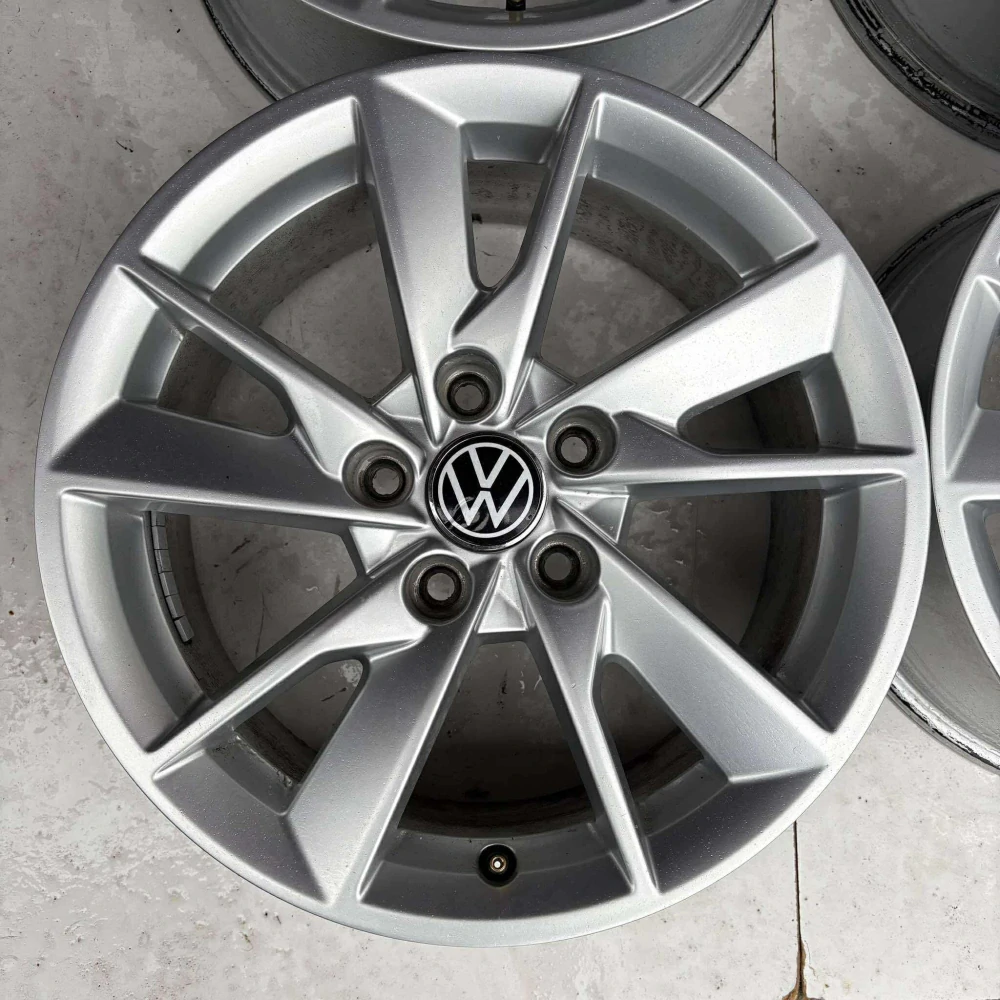 VW GOLF PASSAT CADDY TOURAN TIGUAN 16"