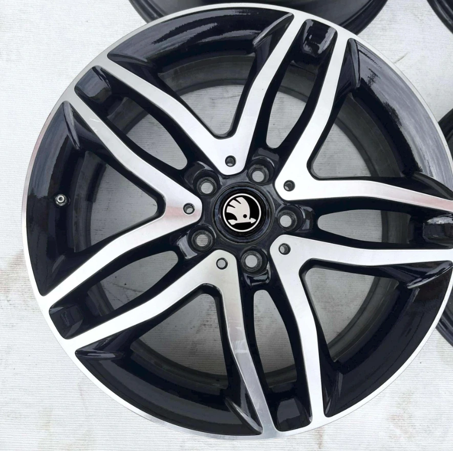 ALU KOLA ŠKODA KAROQ 18"