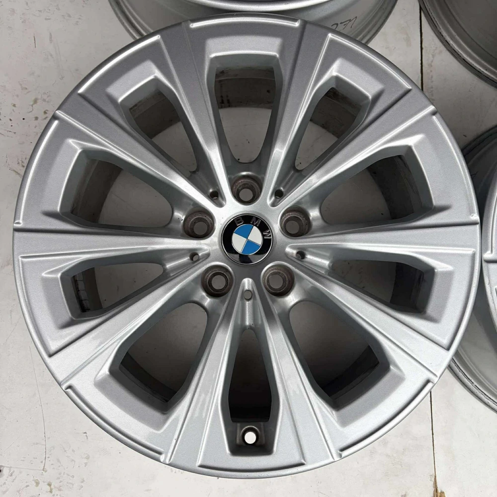 BMW 3 G20 G21 G30 G31 X1 F48 X2 F39 17''