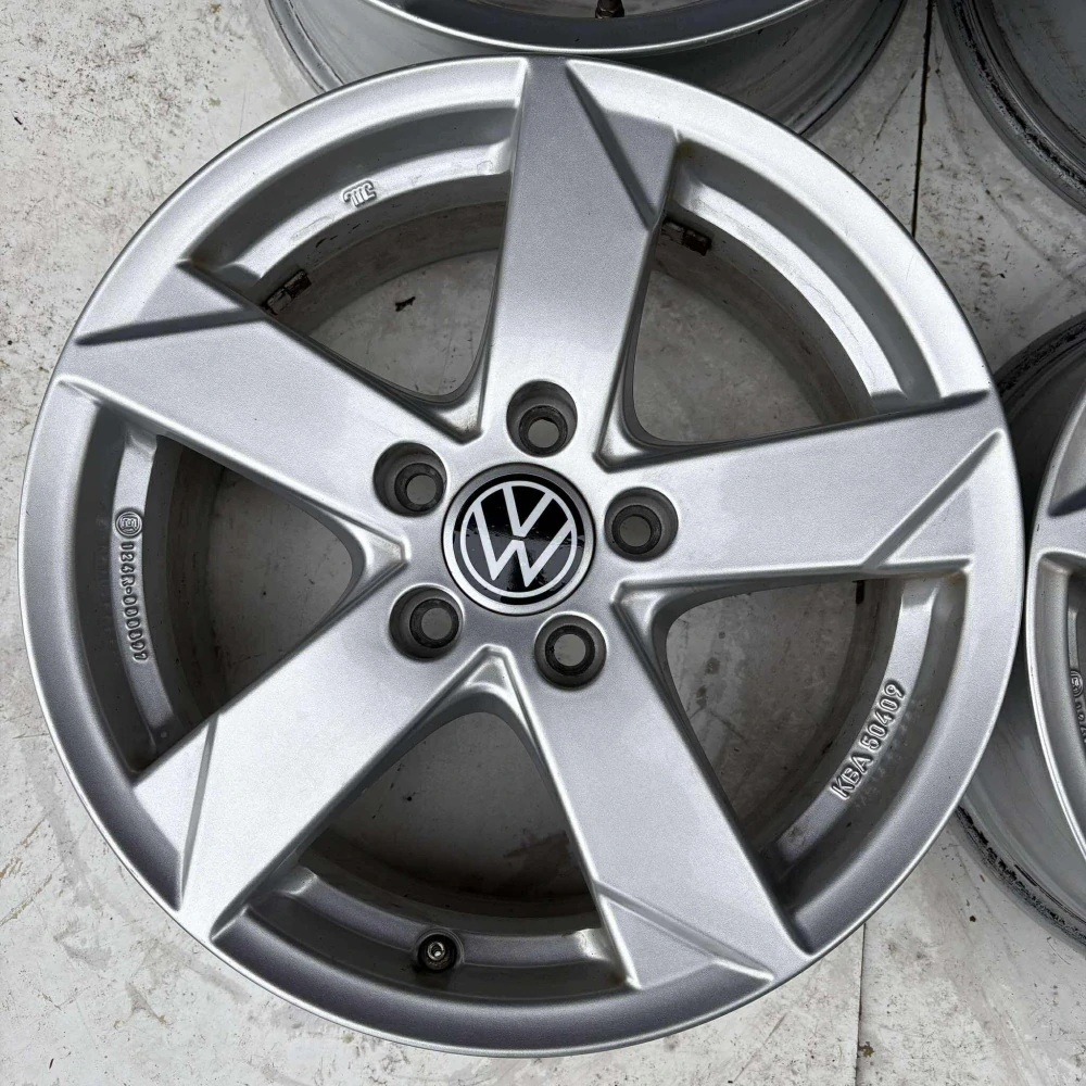 VW GOLF PASSAT CADDY TOURAN TIGUAN 16"
