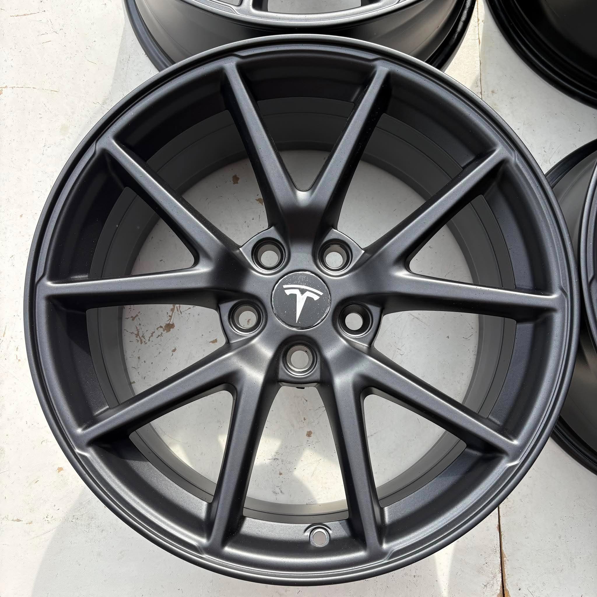 NOVÁ ALU KOLA TESLA 3 18" DPH