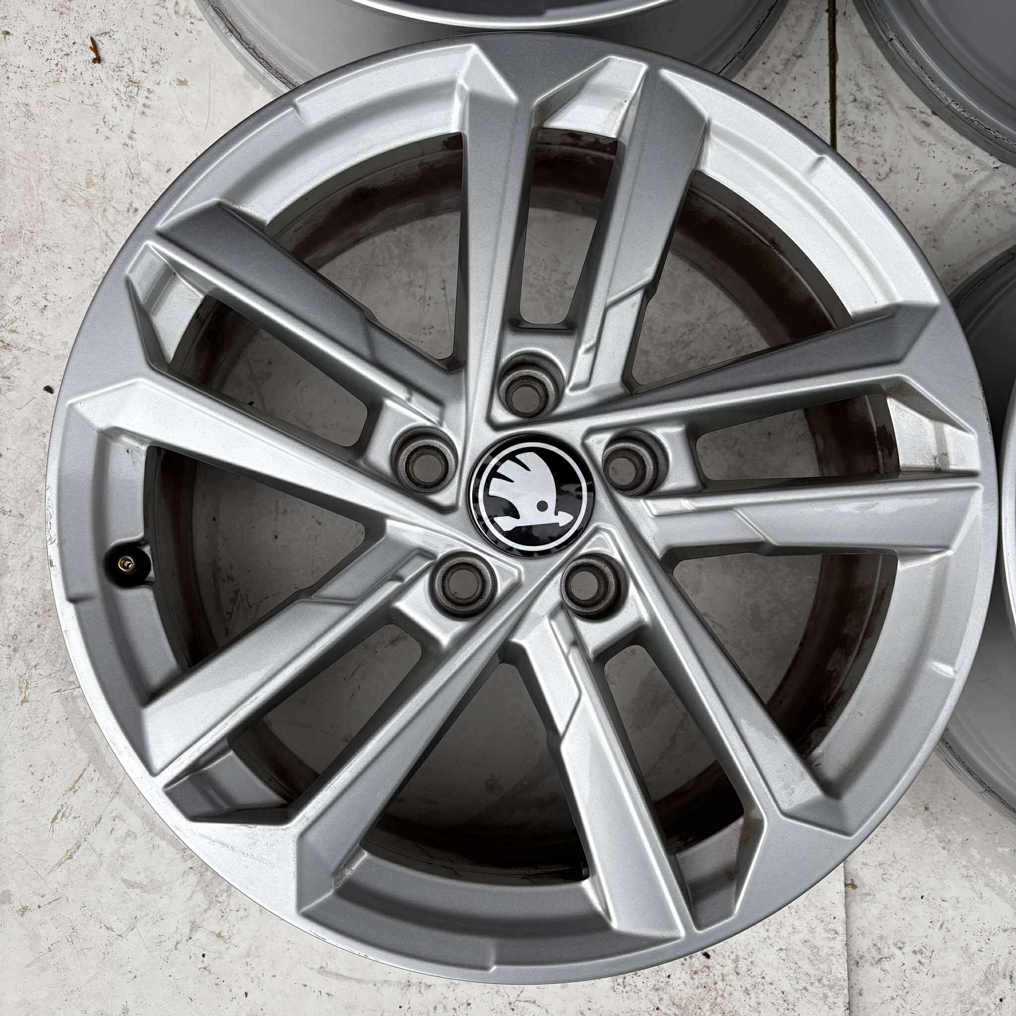 ŠKODA OCTAVIA KAROQ KODIAQ SUPERB 17"
