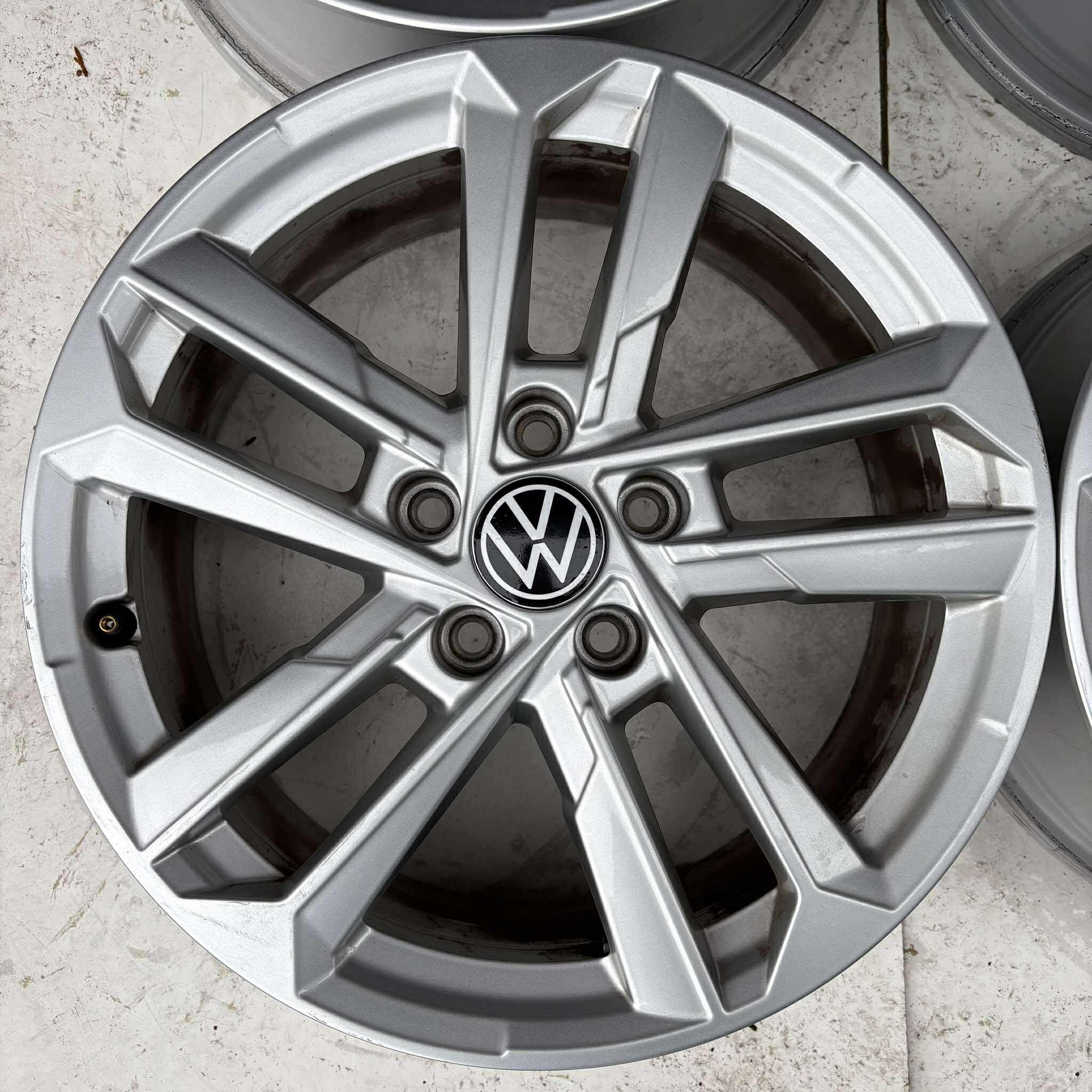 VW GOLF PASSAT TROC 17"