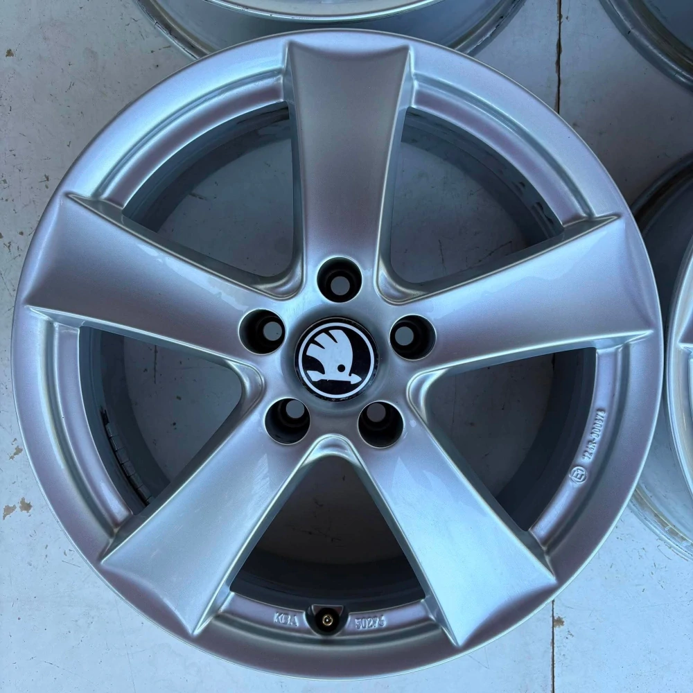 ALU KOLA ŠKODA SUPERB OCTAVIA KAROQ KODIAQ 17" DPH