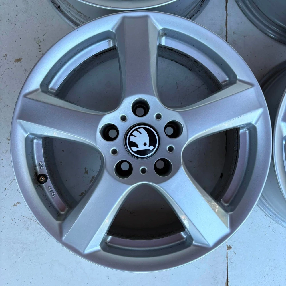 ALU KOLA ŠKODA OCTAVIA SUPERB YETI KAROQ 16" DPH