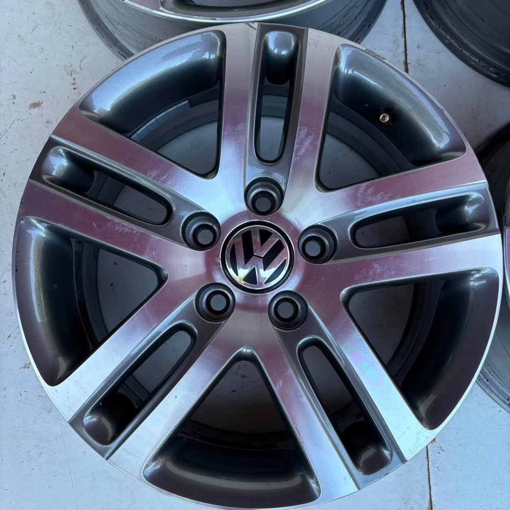 ALU KOLA VW GOLF CADDY TOURAN 16"