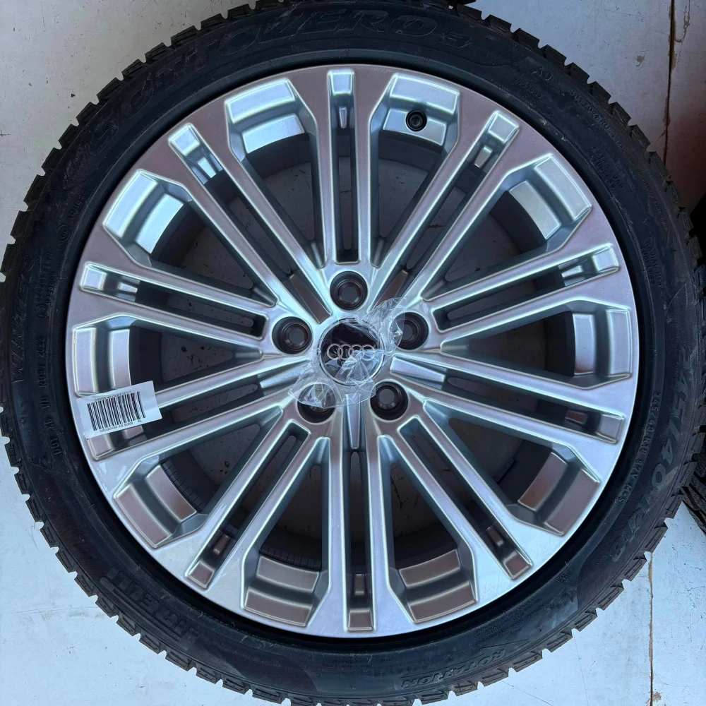 NOVÁ ZIMNÍ ALU KOLA AUDI A5 S5 A4 S4 245/40R18 DPH