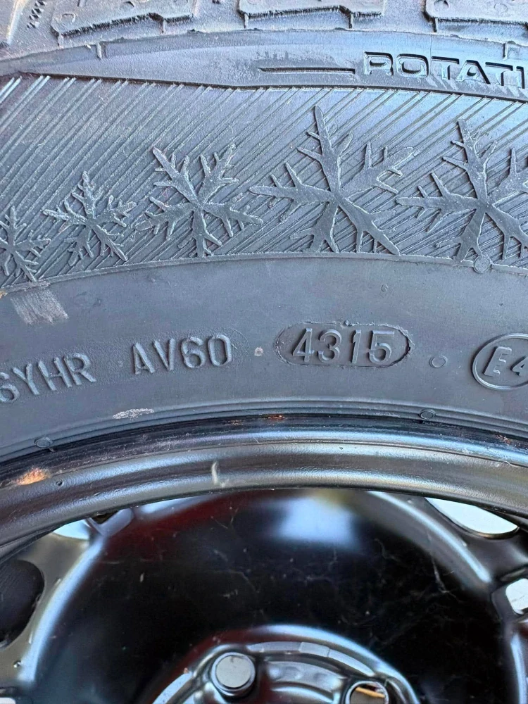 NOVÁ ZIMNÍ KOLA ŠKODA FABIA 175/70R14 DPH