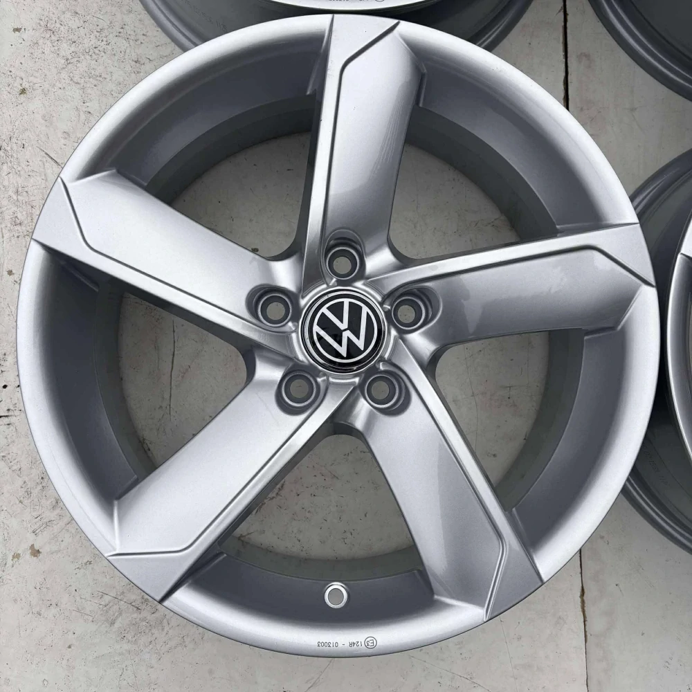 NOVÁ ALU KOLA VW GOLF PASSAT TIGUAN 17" DPH