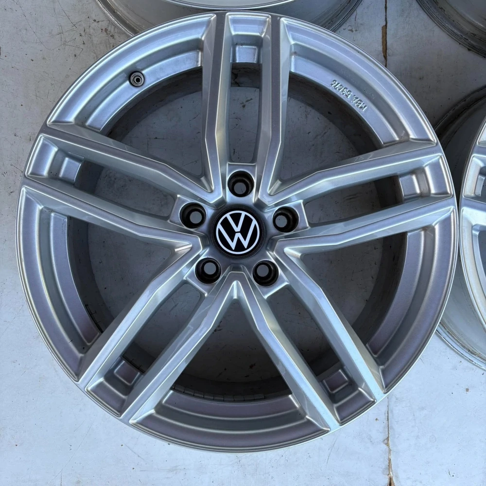 ALU KOLA VW GOLF PASSAT TIGUAN TAYRON 18" DPH
