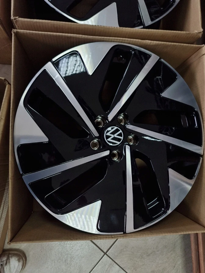 NOVÁ ALU KOLA VOLKSWAGEN 19"