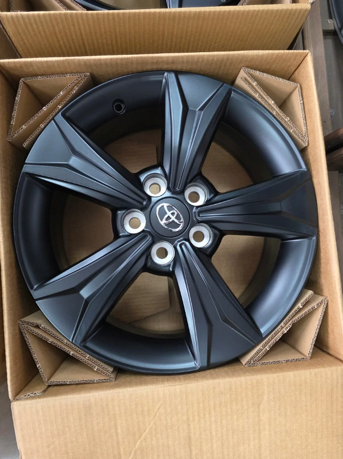 NOVÁ ALU KOLA TOYOTA 17" COROLLA AURIS