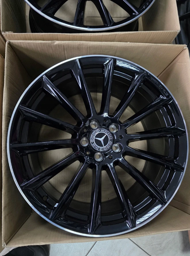 NOVÁ ALU KOLA MERCEDES S CLASSA AMG 20"