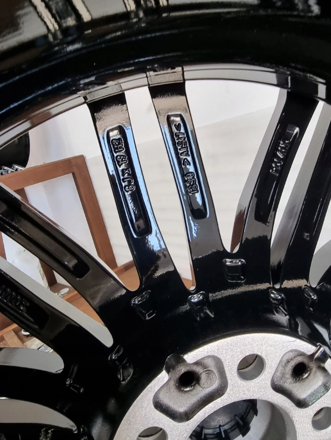 NOVÁ ALU KOLA BMW G30 G32 G11 19"