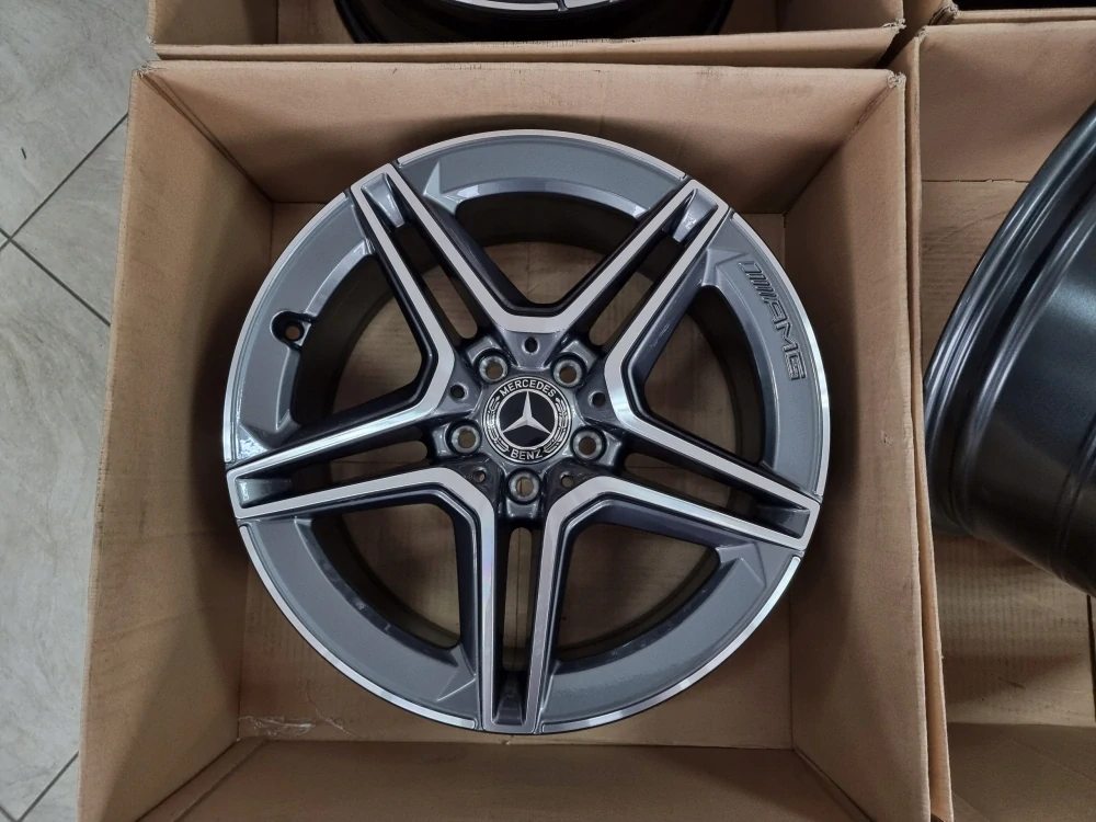 MERCEDES E W213 W212 C W205 W204 18" AMG