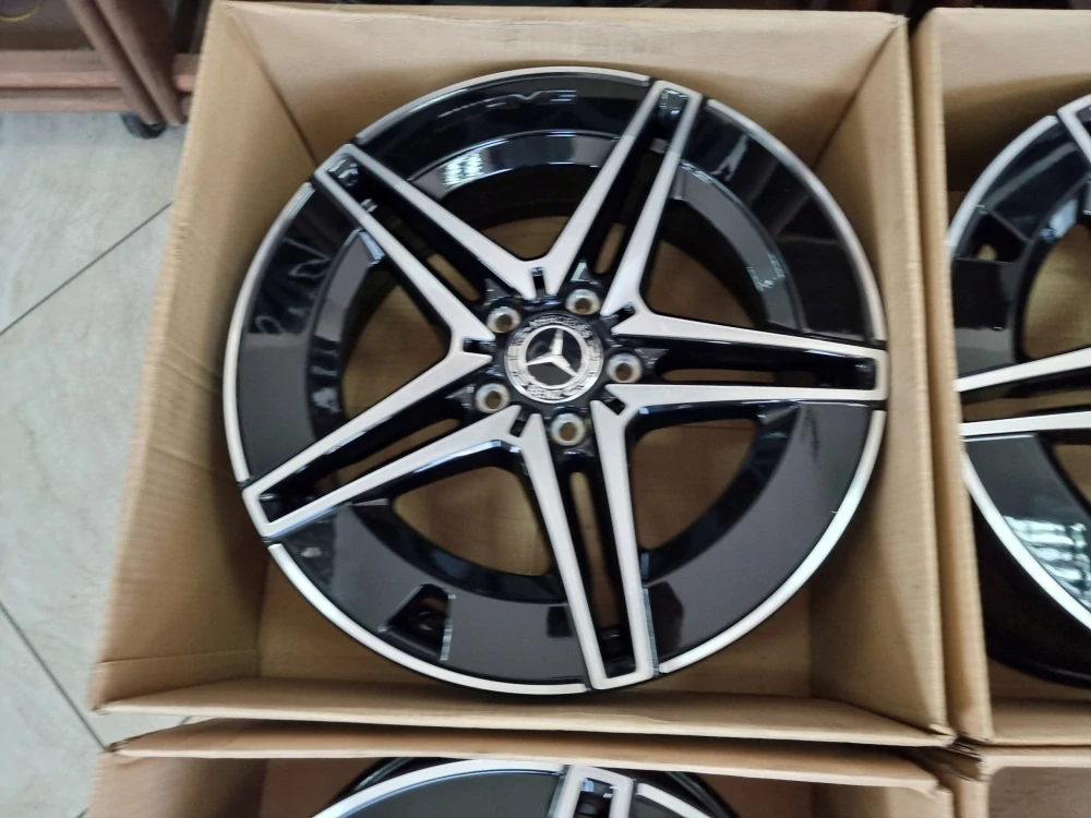 MERCEDES C KLASA W206 W205 CLK 18" A2064017600 AMG