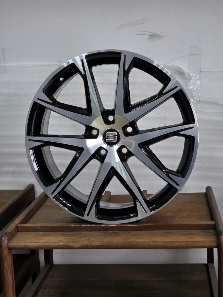 SEAT Ateca Leon Cupra Ateca Tavascan MG 4 Mulan 19"