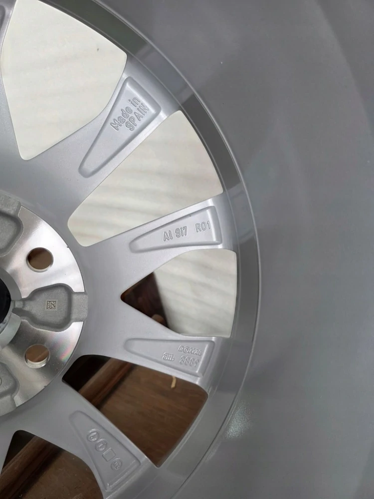 Seat Leon VW Golf 5x112 18" 5F0601025F
