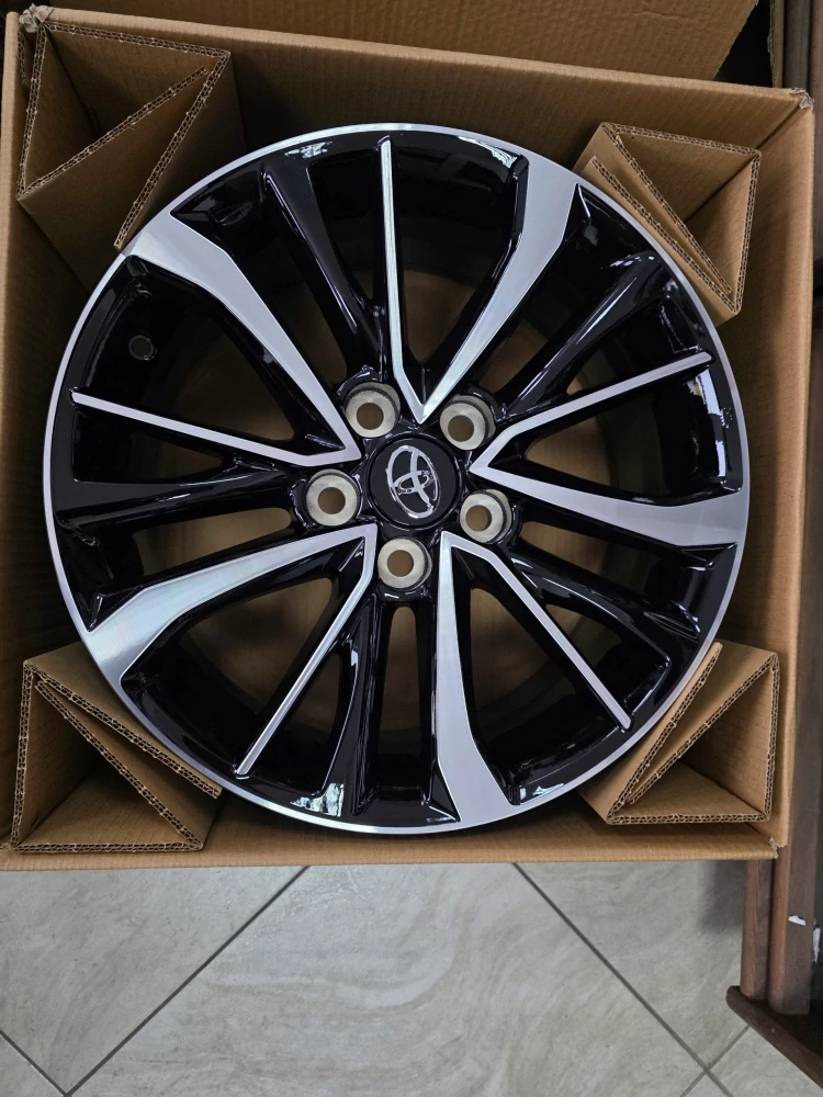 Toyota Avensis Camry Corolla Prius Rav4 Suzuki 17"