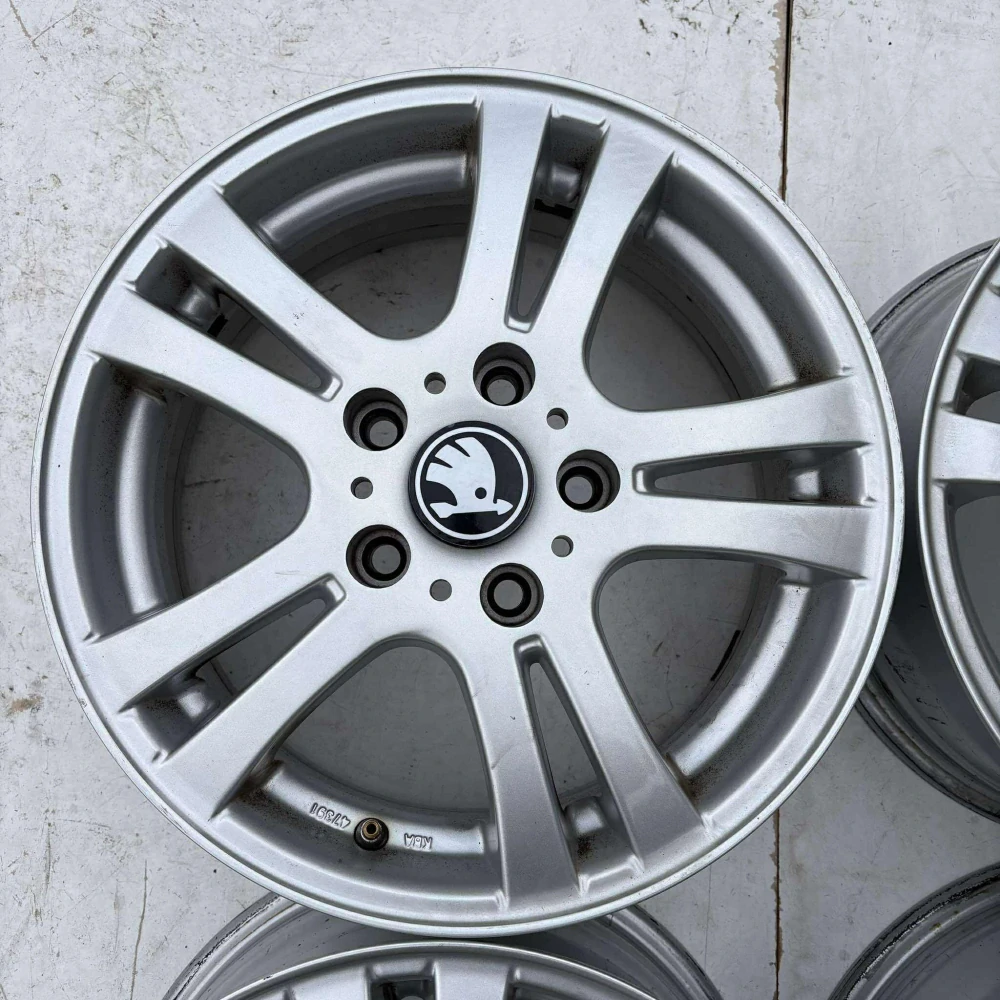 ALU KOLA ŠKODA OCTAVIA 15" DPH