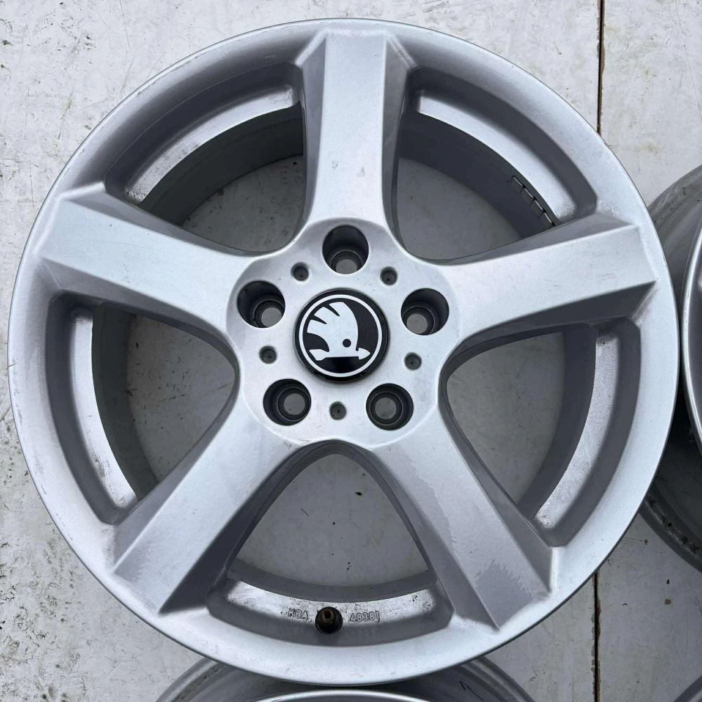 ALU KOLA ŠKODA OCTAVIA SUPERB YETI 16" DPH