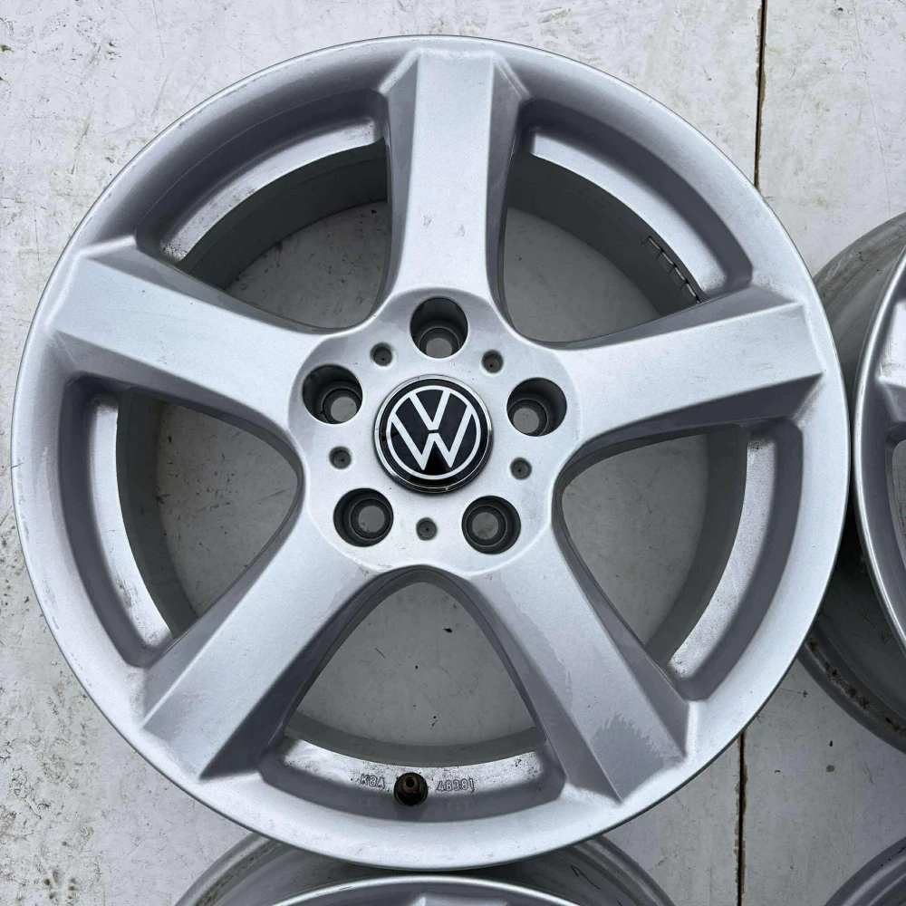 ALU KOLA VW GOLF PASSAT TOURAN SHARAN 16" DPH
