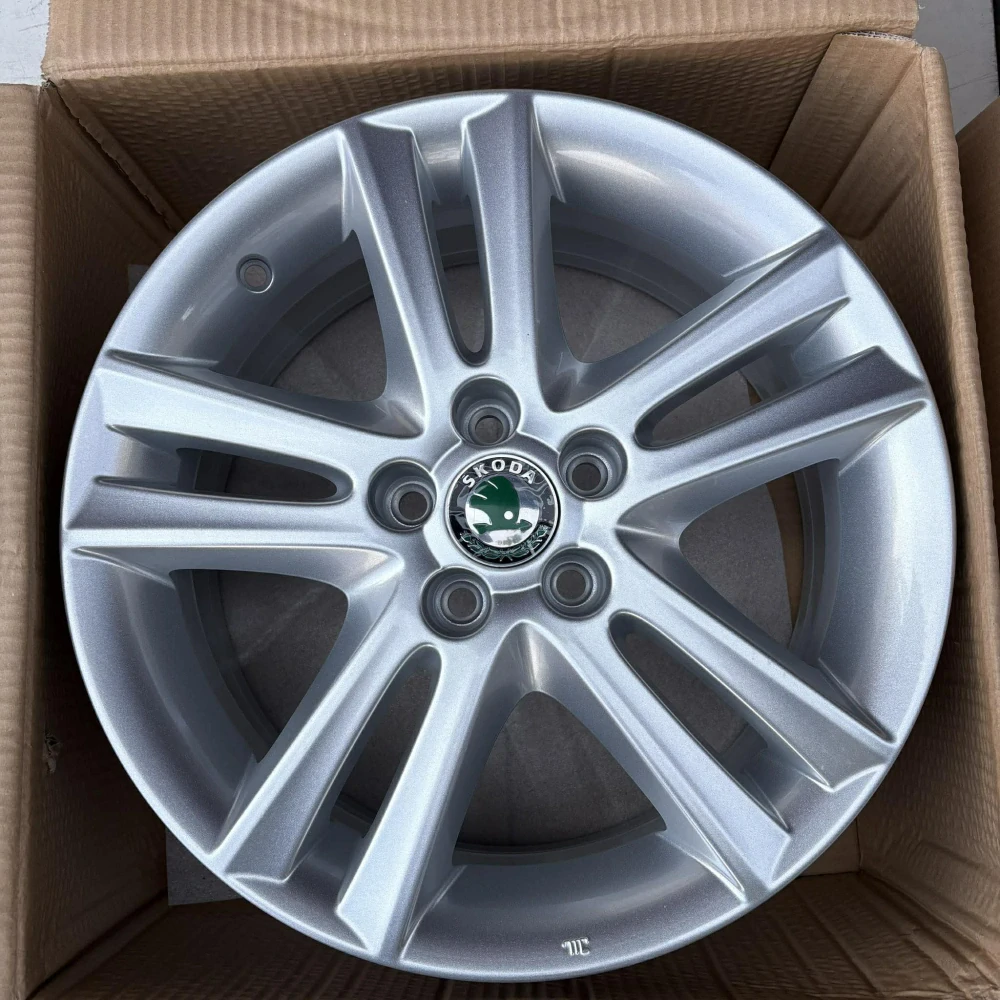 ŠKODA FABIA SCALA RAPID KAMIQ 16 NOVÉ DPH