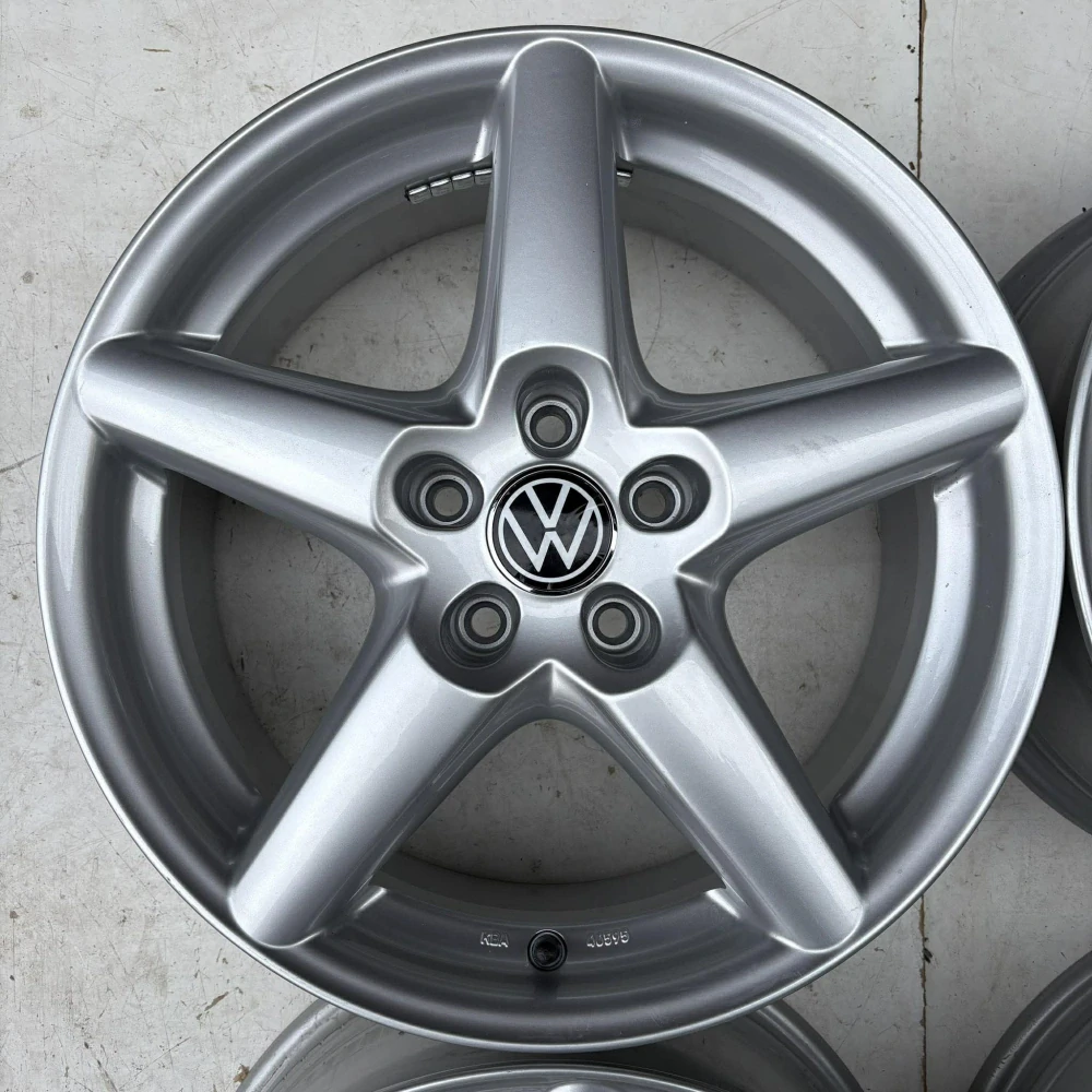 NOVÁ ALU KOLA VW PASSAT GOLF T-ROC TIGUAN 17"